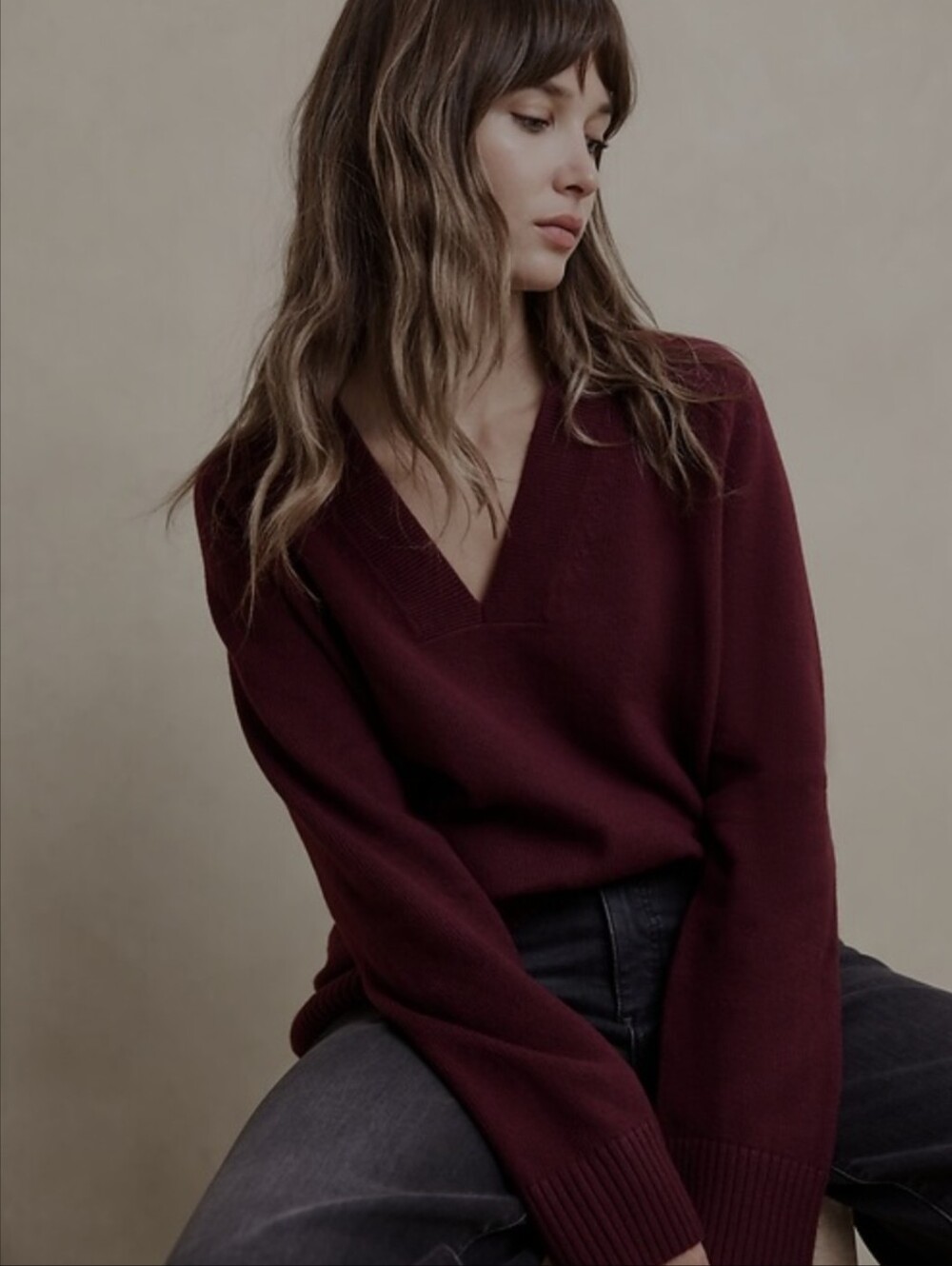 Banana Republic NWT DARK RED PERFEVTLY SOFT STRUCTURED BOXY V NECK SWEATER SZ SM